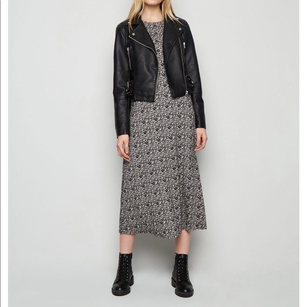 New look floral dress with tag